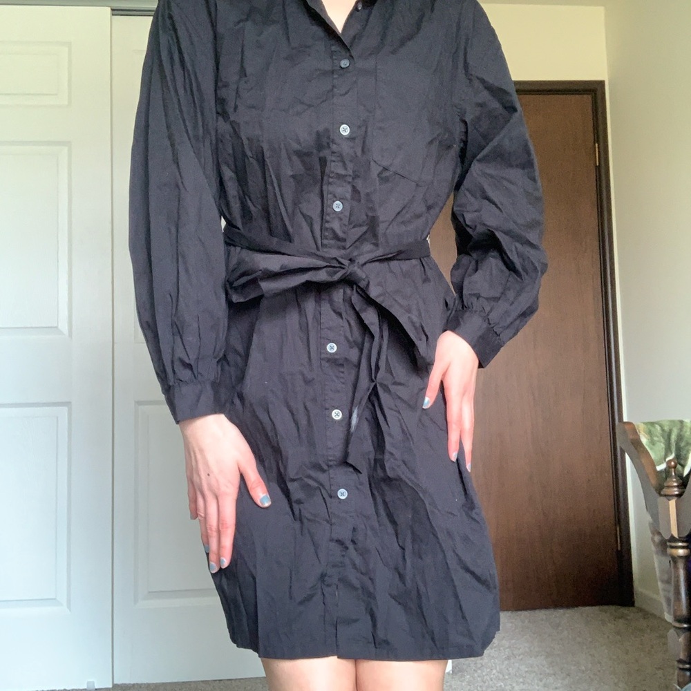 Elegant Black Button-Up Dress